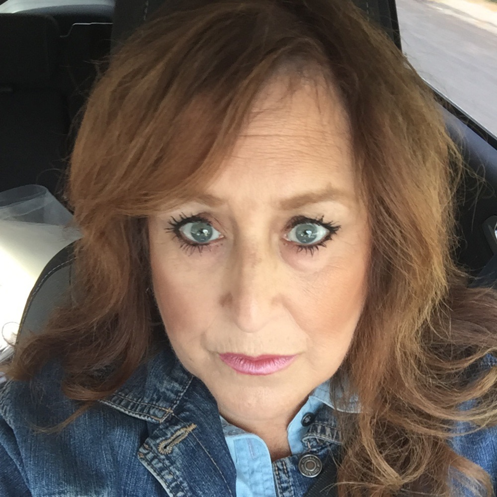 Meet your Posher, Laulaurie